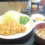 ロースカツ定食