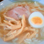 らーめん 日吉 - ラーメン700円