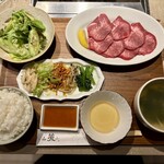 やきにく 山笑ふ - 