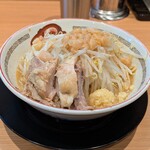 ラーメン豚山 - 料理写真: