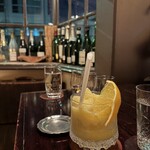 カフェ&バー オブリーク - 