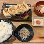 肉汁餃子のダンダダン なんば店 - 