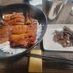 炭火焼うなぎ専門店 黒谷商店 - 