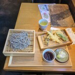 三ノ汁 - 天ぷらせいろ蕎麦税込1485円