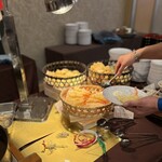 ホテル アゴーラ リージェンシー - 熱々のえび天、美味しかったが
      孫の食べ残しのエビフライが美味しかった(〃ω〃)ゝ