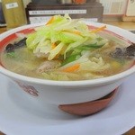 ちゃんぽん亭総本家 彦根駅前本店 - 近江ちゃんぽん野菜並盛り(横から)