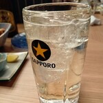 炭火と串焼きと肴 原価酒場 イロ鶏ドリ - ウイスキーハイボール