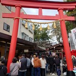 ラ・リーモ - 賑わうお千代保稲荷さん