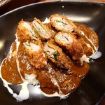 ラ・リーモ - 大葉で巻いた豚ヒレかつカレー(ご飯小)　1,500円