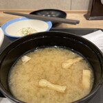 松のや - 味噌汁はデフォルト
