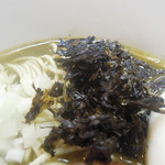 煮干中華ソバ イチカワ - 特濃煮干ソバ＆出汁打込み式味玉　ズームアップ