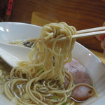 煮干中華ソバ イチカワ - 煮干ソバ啜る