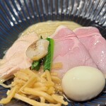 Tokyo Style Noodle ほたて日和 - 『特製』帆立の昆布水つけ麺 白 【塩】✨