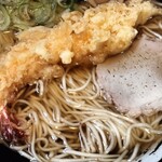 大盛庵 - 透き通った中華そばに大海老がたまらない、まさに年末年始を彩る逸品☆