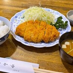 とんかつ ゆたか - ロースかつ定食