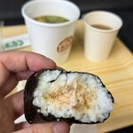 おにぎりの桃太郎 - ツナマヨ　200円 鳥そぼろ　200円 だし巻玉子　150円