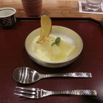 割烹 恵比寿 - ＜再訪・2014年12月＞スイーツは、さつま芋のアイスに、コミツと言うリンゴ。