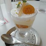 カフェ チューン - なめらかチーズの金柑パフェ
