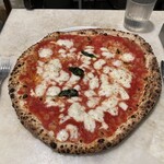 アンティーカ・ピッツェリア・ダ・ミケーレ 恵比寿 - マルゲリータ