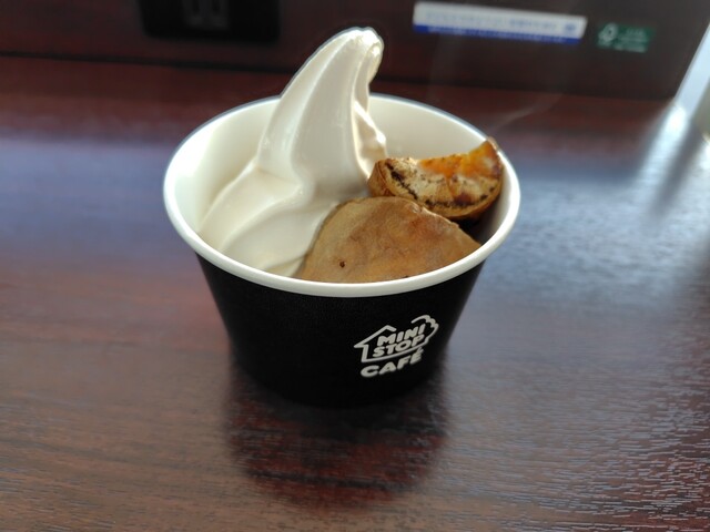 ミニストップ 広陵町みささぎ台店 （MINI STOP） - 築山/コンビニ