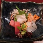 割烹 恵比寿 - ＜再訪・2014年12月＞コース料理。お刺身盛り合わせ、活け赤貝、サヨリ、鯛、雲丹、アオリイカ、まぐろ。