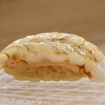 鮨処 暁 -akatsuki- - でっかいボタン海老