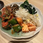 肉ホルモン処 萬 - 