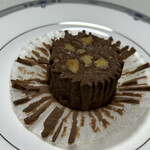 メゾン・ダーニ シロカネ - チョコレートバスクチーズケーキ、結構チョコレートが濃厚