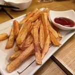 餃子や - ポテトフライ