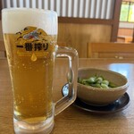 ごちそう屋 - 　生ビールと枝豆
