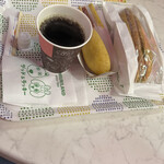 フードテラス・ループ - 