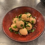 ツマンデ呑める みやこパーラー ハイサイ! - うずら卵の宮古ニラ醤油漬け