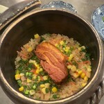 ツマンデ呑める みやこパーラー ハイサイ! - ラフテー土鍋