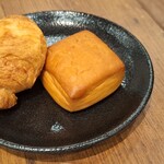 アパホテル - 料理写真:クロワッサンなどをチョイス