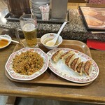 餃子の王将 - 餃子341円＆キムチ炒飯638円＆生ビール421円30円引きキャンペーン中