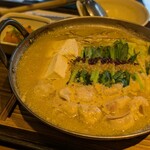 博多前炉ばた 一承 東京上野 - 明太子付きもつ鍋御膳