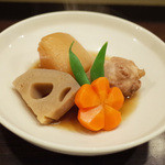 藤吉 - 鶏と大根の煮物