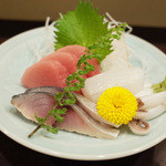 藤吉 - 天然鮪、すみいか、〆さば