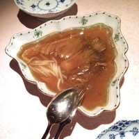 ワキヤ 一笑美茶樓 - 名物ふかひれの上海風煮込み