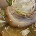 らーめん 一夢庵 - トロッとしたチャーシュー