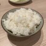 焼肉 伊勢舌 - ご飯、中