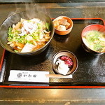 Teppanyaki Kawata - 香住丼　500円