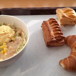 ホテル・アルファ－ワン - 料理写真:この日の朝食