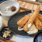 しらす食堂 じゃこ屋 七代目 山利 - 