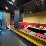 炭火焼肉 キョロちゃん - 内観　到着時