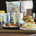 The Rich Burger - アボカドチーズバーガー