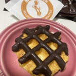 マネケン - 料理写真:チョコレートワッフル