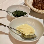 ベンジャミンステーキハウス - マッシュポテト & クリームレスクリームスピナッチ