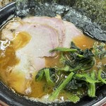 家系ラーメン 王道家 本店 - 