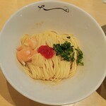 中華そば 結。 - サーモン筋子の和え玉(ゲリラ限定) 550円。